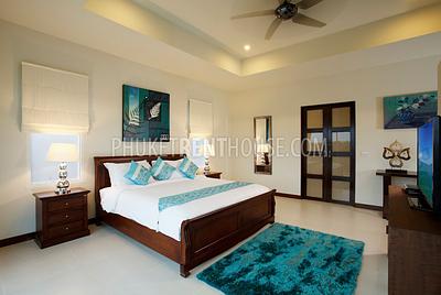 RAW17024: Large and Spacious 9 bedrooms villa with Amazing Pool in Rawai. Photo #4