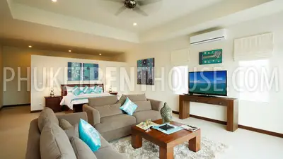 RAW17024: Large and Spacious 9 bedrooms villa with Amazing Pool in Rawai. Photo #6