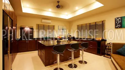 RAW17024: Large and Spacious 9 bedrooms villa with Amazing Pool in Rawai. Photo #24