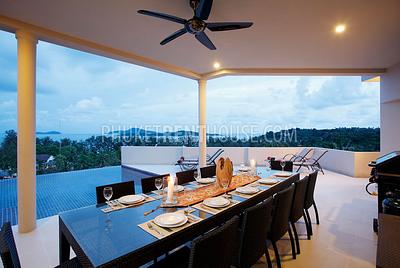 RAW17025: Magnificient 10 Bedrooms Infinity Pool Sea Villa at Rawai. Photo #12