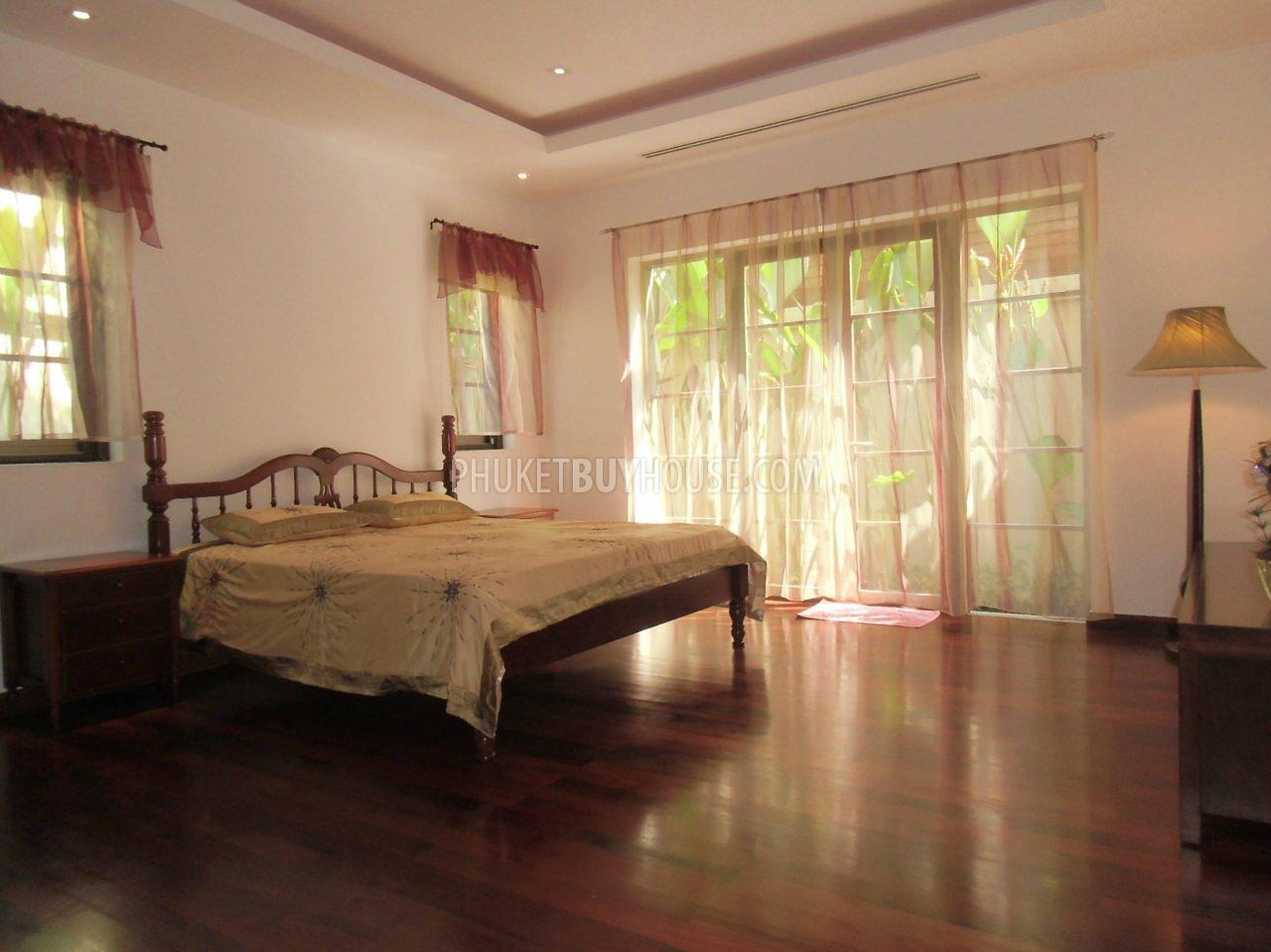 BAN2907: Lovely Villa with 3 Bedroom in walking distance from the Bang Tao beach. Photo #2