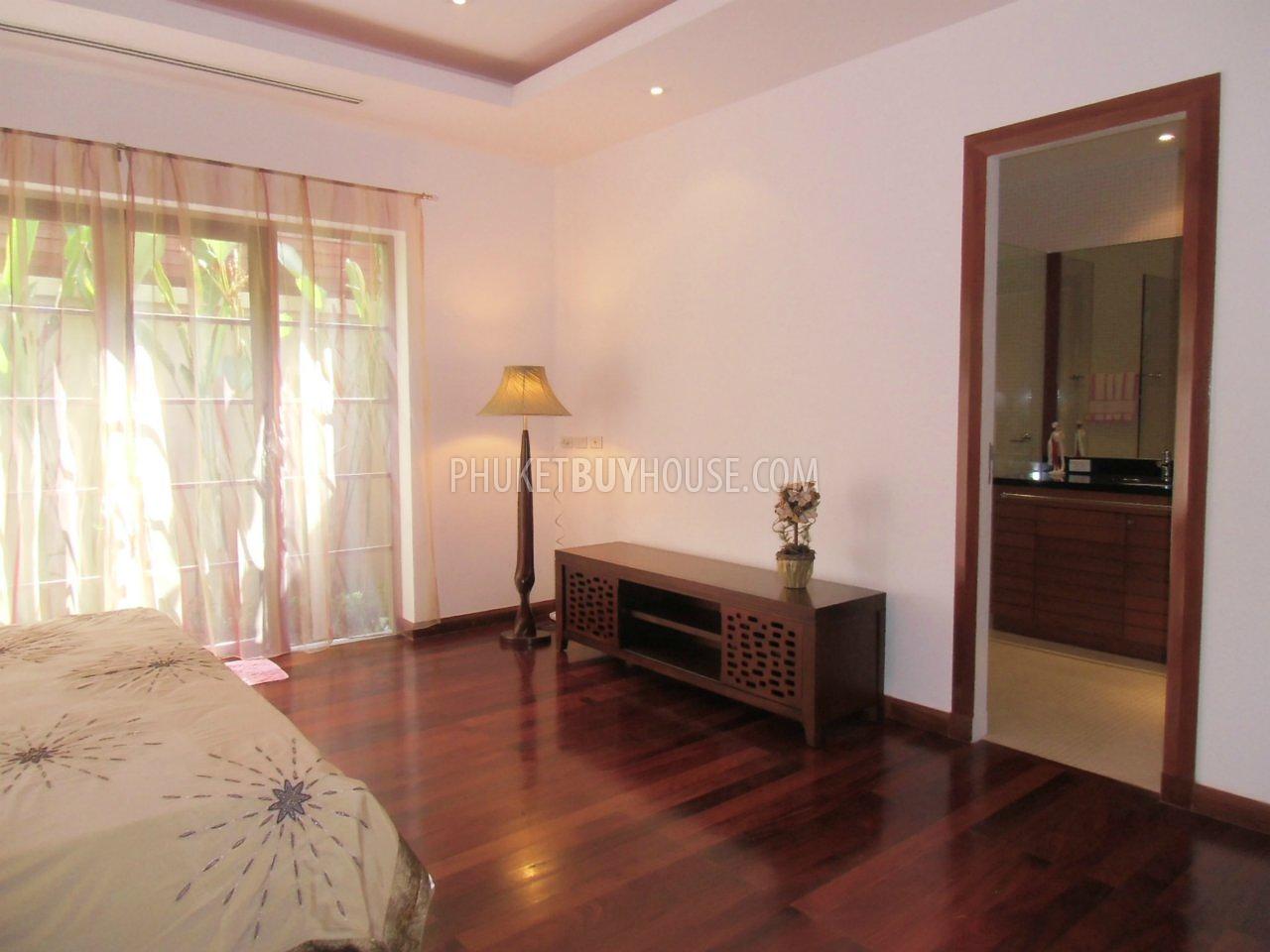BAN2907: Lovely Villa with 3 Bedroom in walking distance from the Bang Tao beach. Photo #3
