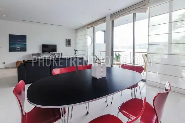 PAT17542: Oceanfront Serviced Pool Villa in Secure Estate Overlooking Patong Bay. Photo #8