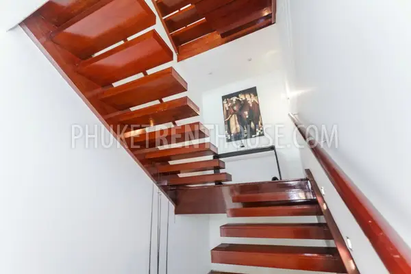 PAT17542: Oceanfront Serviced Pool Villa in Secure Estate Overlooking Patong Bay. Photo #15