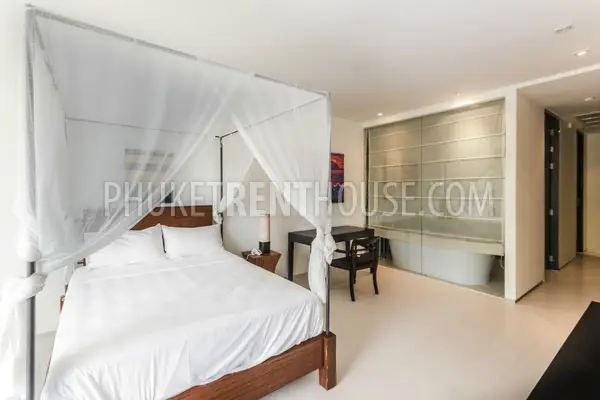 PAT17542: Oceanfront Serviced Pool Villa in Secure Estate Overlooking Patong Bay. Photo #21