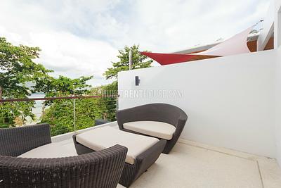 PAT17542: Oceanfront Serviced Pool Villa in Secure Estate Overlooking Patong Bay. Photo #22