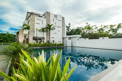 RAW17543: Gorgeous 3 Bedroom Holiday Pool View Villa in Rawai (Unit A5). Photo #1