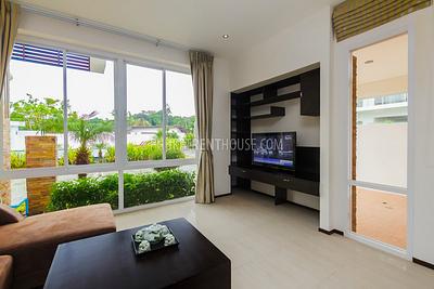 RAW17543: Gorgeous 3 Bedroom Holiday Pool View Villa in Rawai (Unit A5). Photo #13