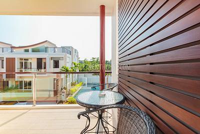 RAW17545: Premium 3 Bedroom Pool View Villa in Rawai (Unit A4). Photo #74