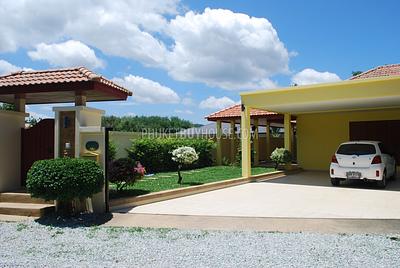 CHA3037: 3 Bedroom Pool Villa in Chalong. Photo #18