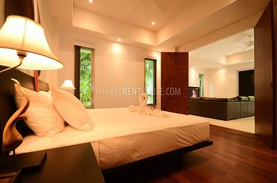 LAY17569: Four bedroom villa in Layan with stunning sea view. Photo #10