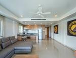 SUR17570: Spacious One Bedroom Apartment within Walking Distance to the Beach. Thumbnail #16