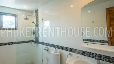 SUR17570: Spacious One Bedroom Apartment within Walking Distance to the Beach. Photo #10