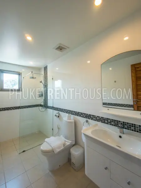 SUR17570: Spacious One Bedroom Apartment within Walking Distance to the Beach. 照片 #10
