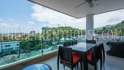 SUR17570: Spacious One Bedroom Apartment within Walking Distance to the Beach. Photo #26
