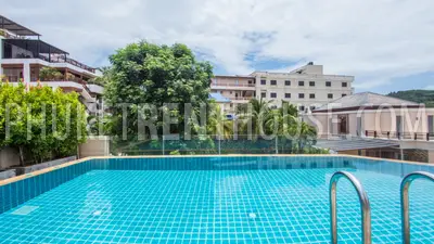 SUR17570: Spacious One Bedroom Apartment within Walking Distance to the Beach. Photo #35