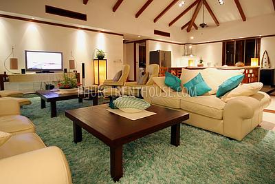 PAT17579: Beautiful Ocean View 4 Bedroom Villa with Endless Pool. Photo #34