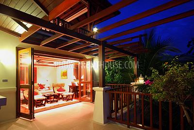 PAT17579: Beautiful Ocean View 4 Bedroom Villa with Endless Pool. Photo #47