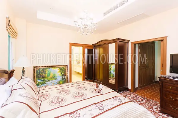 BAN17628: Wonderful Villa with 4 Bedrooms and Private Pool in Bang Tao. Photo #12