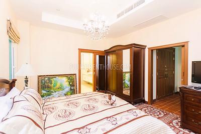 BAN17628: Wonderful Villa with 4 Bedrooms and Private Pool in Bang Tao. Photo #12