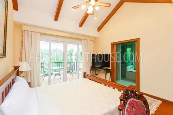 BAN17628: Wonderful Villa with 4 Bedrooms and Private Pool in Bang Tao. Photo #9