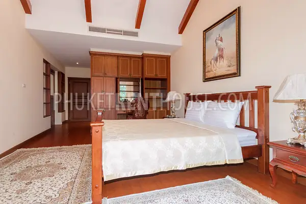 BAN17628: Wonderful Villa with 4 Bedrooms and Private Pool in Bang Tao. Photo #17