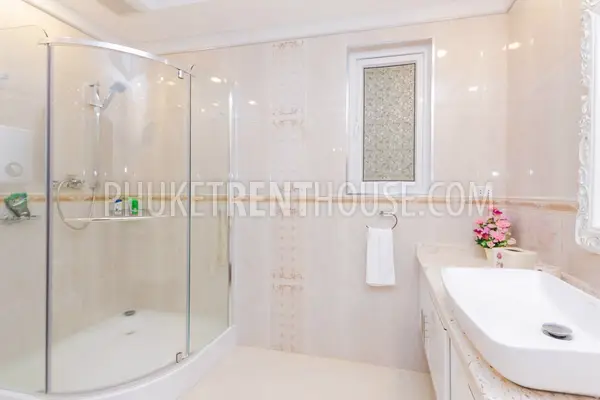 BAN17628: Wonderful Villa with 4 Bedrooms and Private Pool in Bang Tao. Photo #39