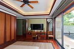 KAM17637: Luxury 3 Bedroom Apartment with Private Pool and Views of the Sea. Thumbnail #17
