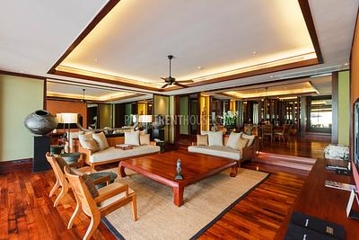 KAM17640: Luxury 4 Bedroom Apartment with Private Pool and Views of the Sea. Photo #23