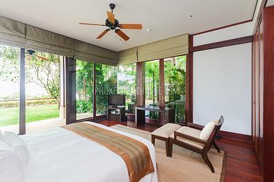 KAM17642: 4 Bedroom Luxury Pool Villa with Beautiful Views of Andaman Sea. Photo #9