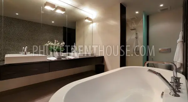 NAT17667: Luxury 4 Bedroom Villa Close to Nai Thon Beach. Photo #6