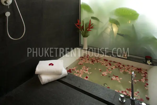 SUR17675: 4 Bedroom Pool Villa with Beautiful Views of Sea Near Surin Beach. Photo #2