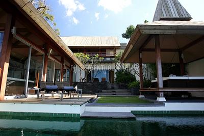 SUR17675: 4 Bedroom Pool Villa with Beautiful Views of Sea Near Surin Beach. Photo #48