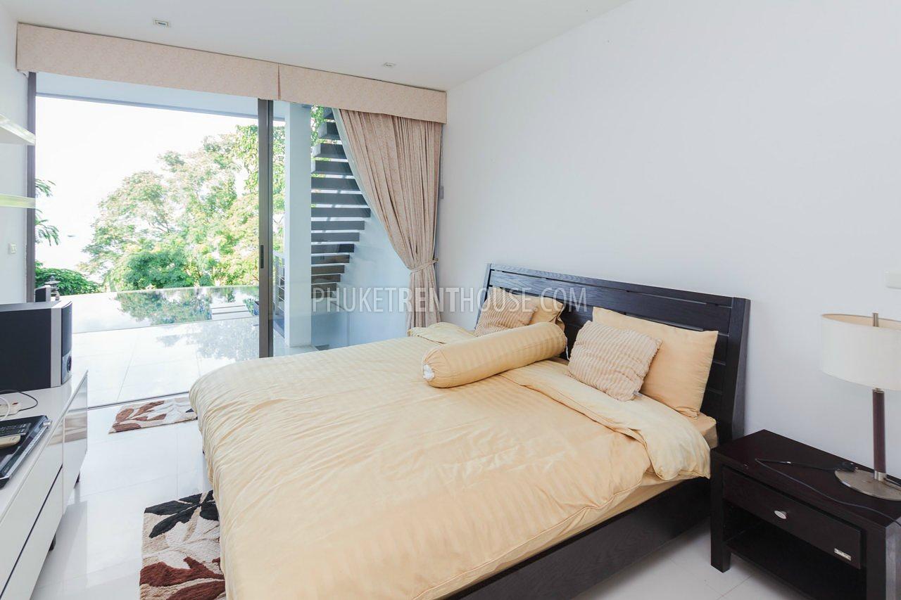 PAT17682: Ocean Front 3 Bedroom Private Pool Villa in Patong. Photo #7