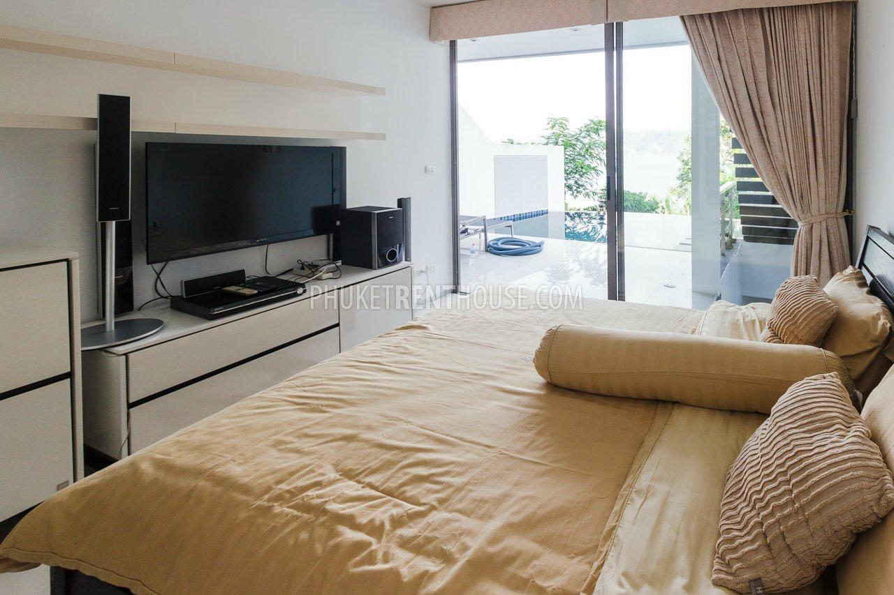 PAT17682: Ocean Front 3 Bedroom Private Pool Villa in Patong. Photo #8