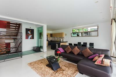 PAT17682: Ocean Front 3 Bedroom Private Pool Villa in Patong. Photo #20