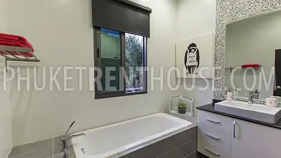 RAW17703: 4 Bedroom Villa with Private Pool in Rawai. Photo #33