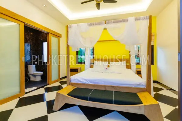 BAN17757: 4 Bedroom Private Pool Villa in 6 Kilometers from Bangtao Beach. Photo #11