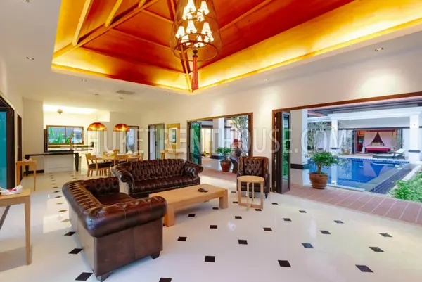 BAN17757: 4 Bedroom Private Pool Villa in 6 Kilometers from Bangtao Beach. Photo #14