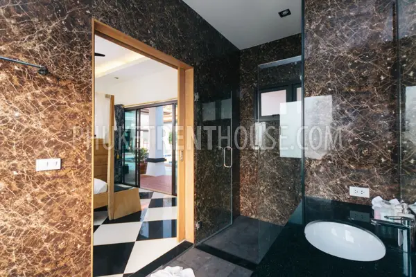 BAN17757: 4 Bedroom Private Pool Villa in 6 Kilometers from Bangtao Beach. Photo #34
