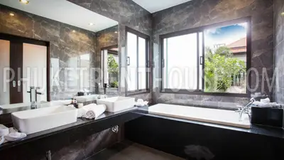 BAN17409: Luxury designed villa in secured complex few minuts from BangTao beach. Photo #6