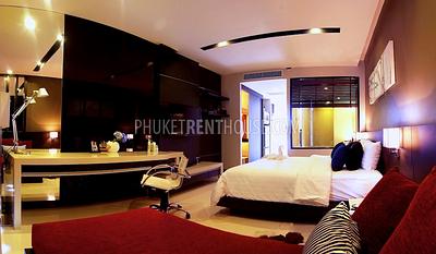 PAT17433: Beachfront Patong apartments with roooftop infinity pool and jacuzzi. Photo #7