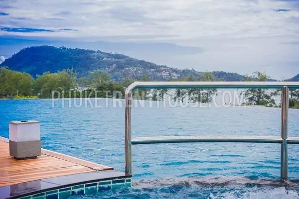 PAT17434: One Bedroom Apartment Next Door to Patong Beach. Photo #21
