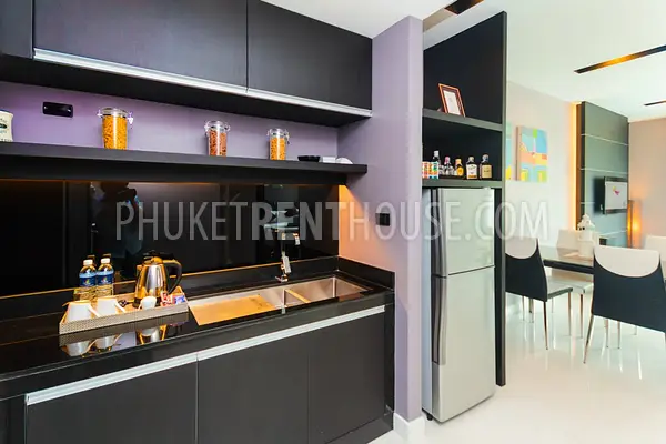 PAT17434: One Bedroom Apartment Next Door to Patong Beach. Photo #22