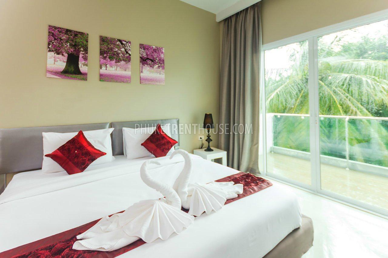 SUR17497: Great Penthouse With En-suite Bathroom & Jacuzzi Close to Surin Beach. Photo #6