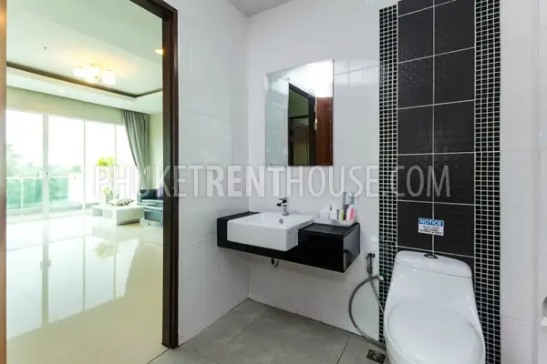 SUR17497: Great Penthouse With En-suite Bathroom & Jacuzzi Close to Surin Beach. 照片 #11