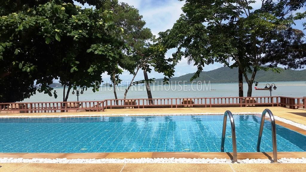 CHA18193: 3 bedrooms with private beach and swimming pool.. Photo #1