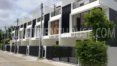 BAN18203: Brand New Townhouse in Laguna. Photo #12