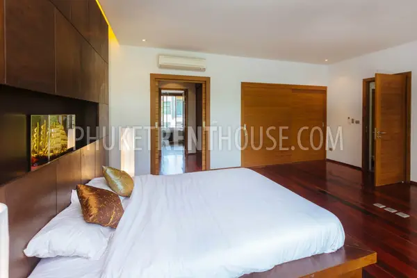 RAW18285: 4 Bedroom Residence Phuket...  A place you can't miss!. Fotoğraf #25