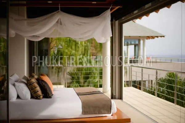 PAT18321: Incredible 9 Bedroom Luxury Villa on a cliff overlooking the sea. Photo #5